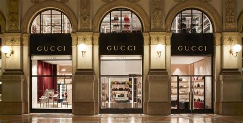 negozi gucci milano centro|boutique Gucci milan.